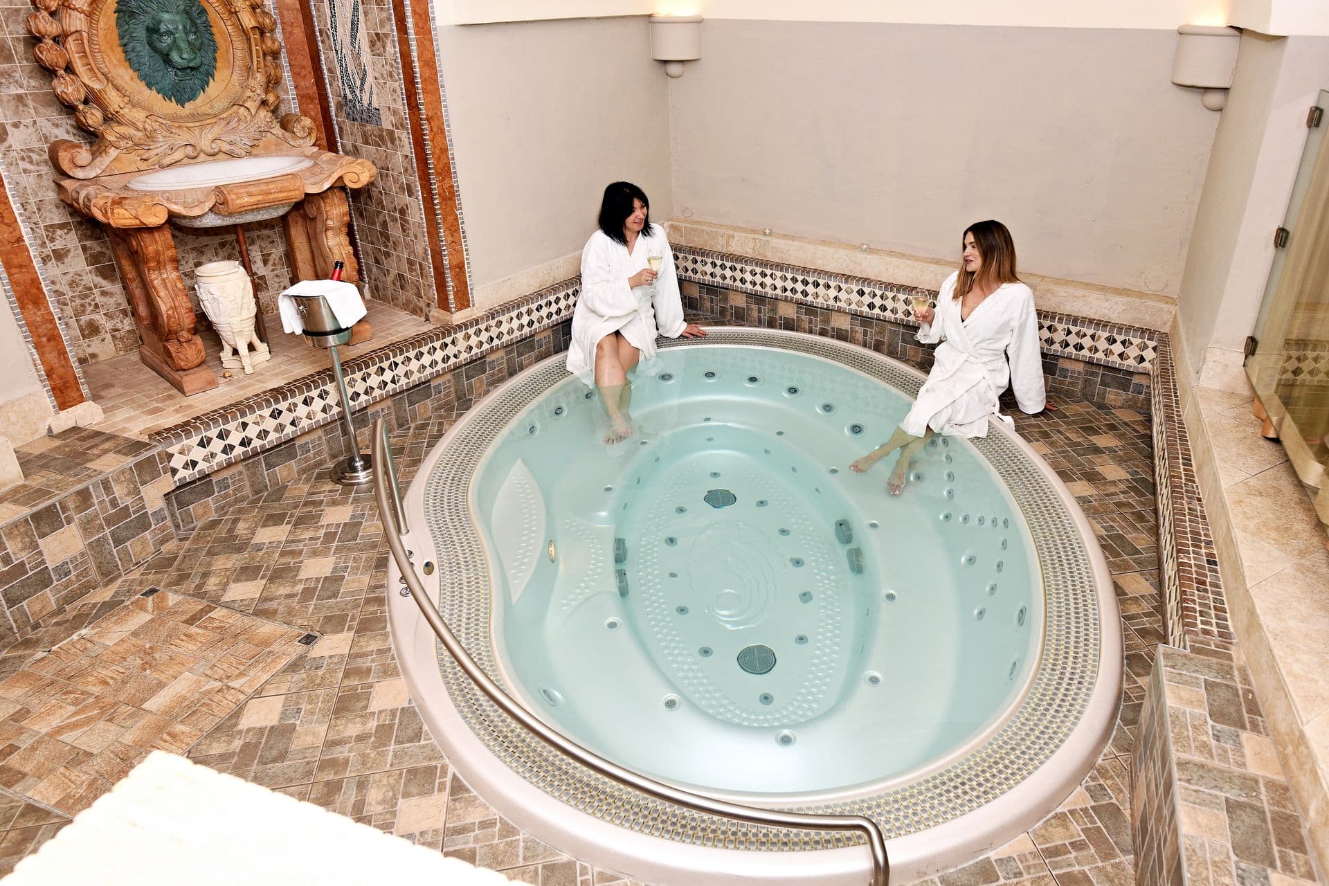 Relaxation together